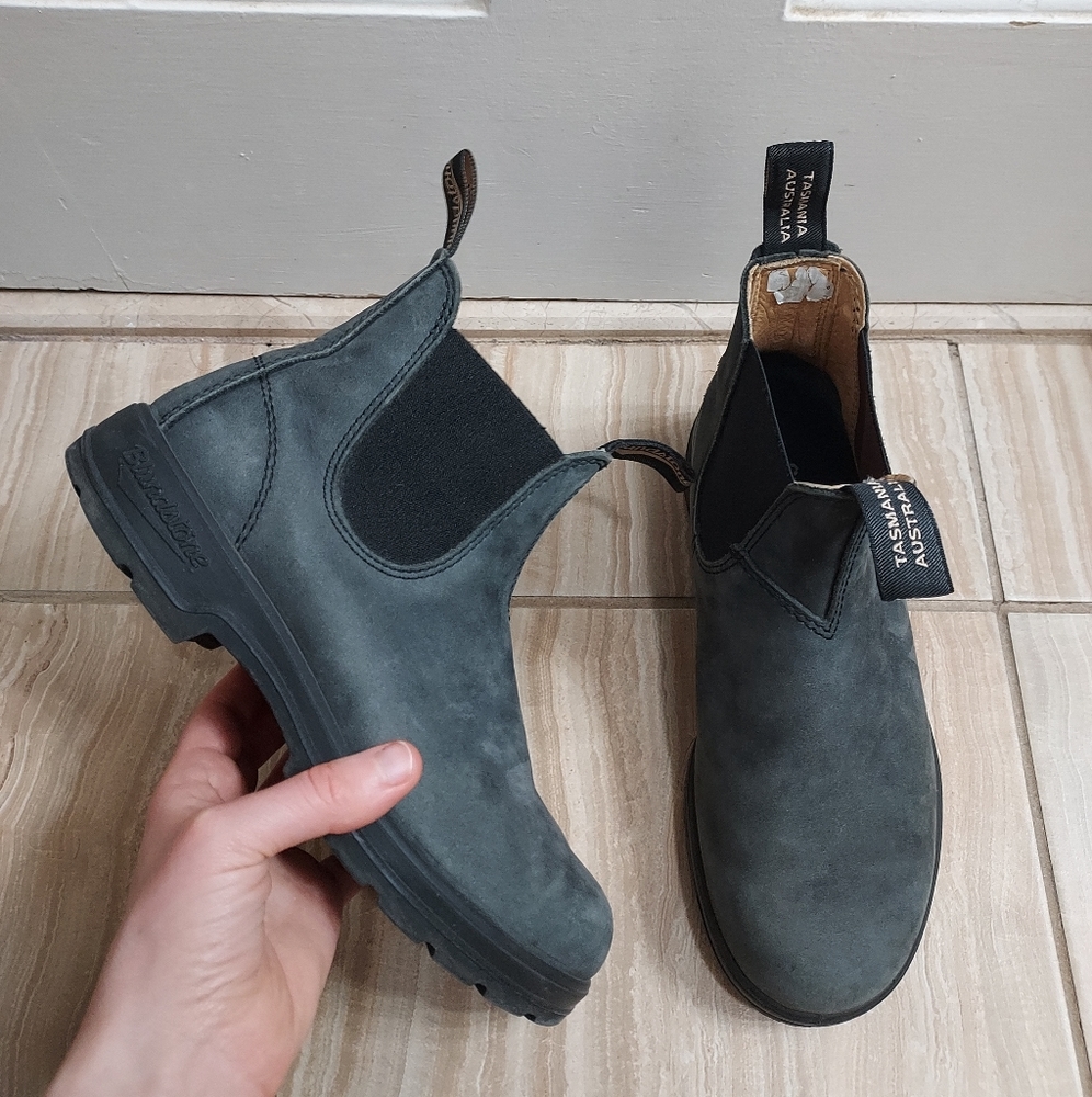 Rustic Black Blundstone Boot
